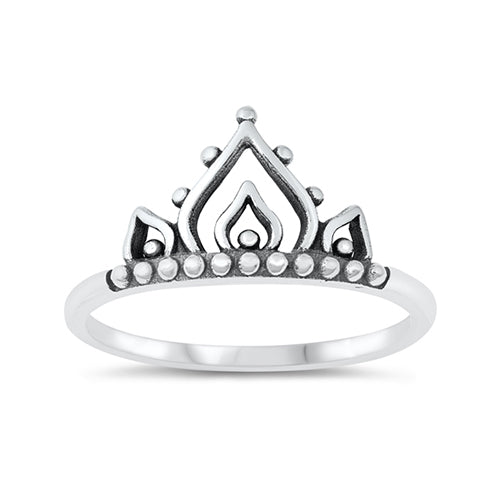  Pretty silver bohemian ring with a henna inspired crown like design which sits in the centre of the band. The ring has an oxidised finish to enhance the intricate details of the design. 