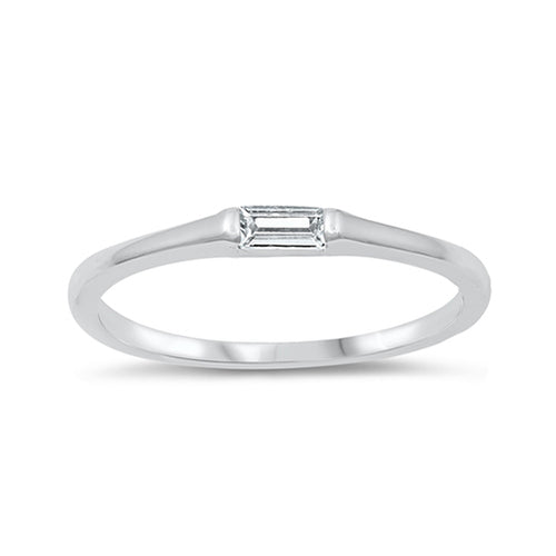 Pretty and delicate silver ring embellished with a baguette cut clear cubic zirconia stone placed horizontally in the centre of the band. 