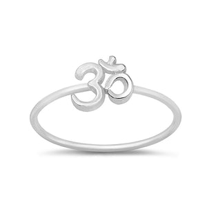 Pretty and delicate silver Om symbol ring. 